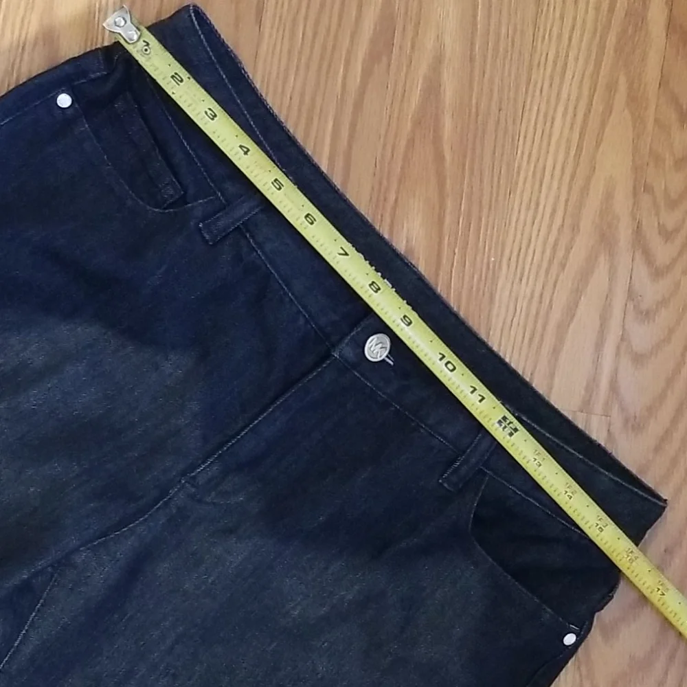 Michael kors bell bottom Jean's 6‎
